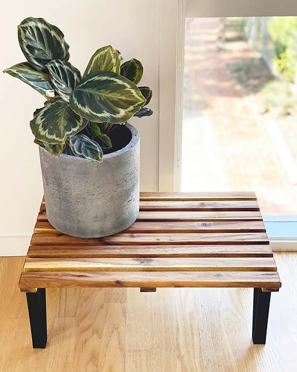 outdoor furniture oil spray