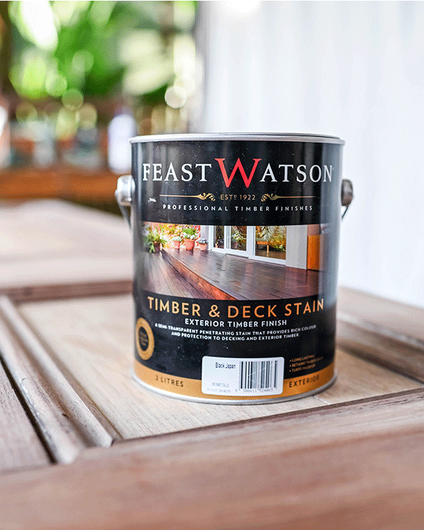 feast-watson-geneva-vanderzeil-front-door.gif